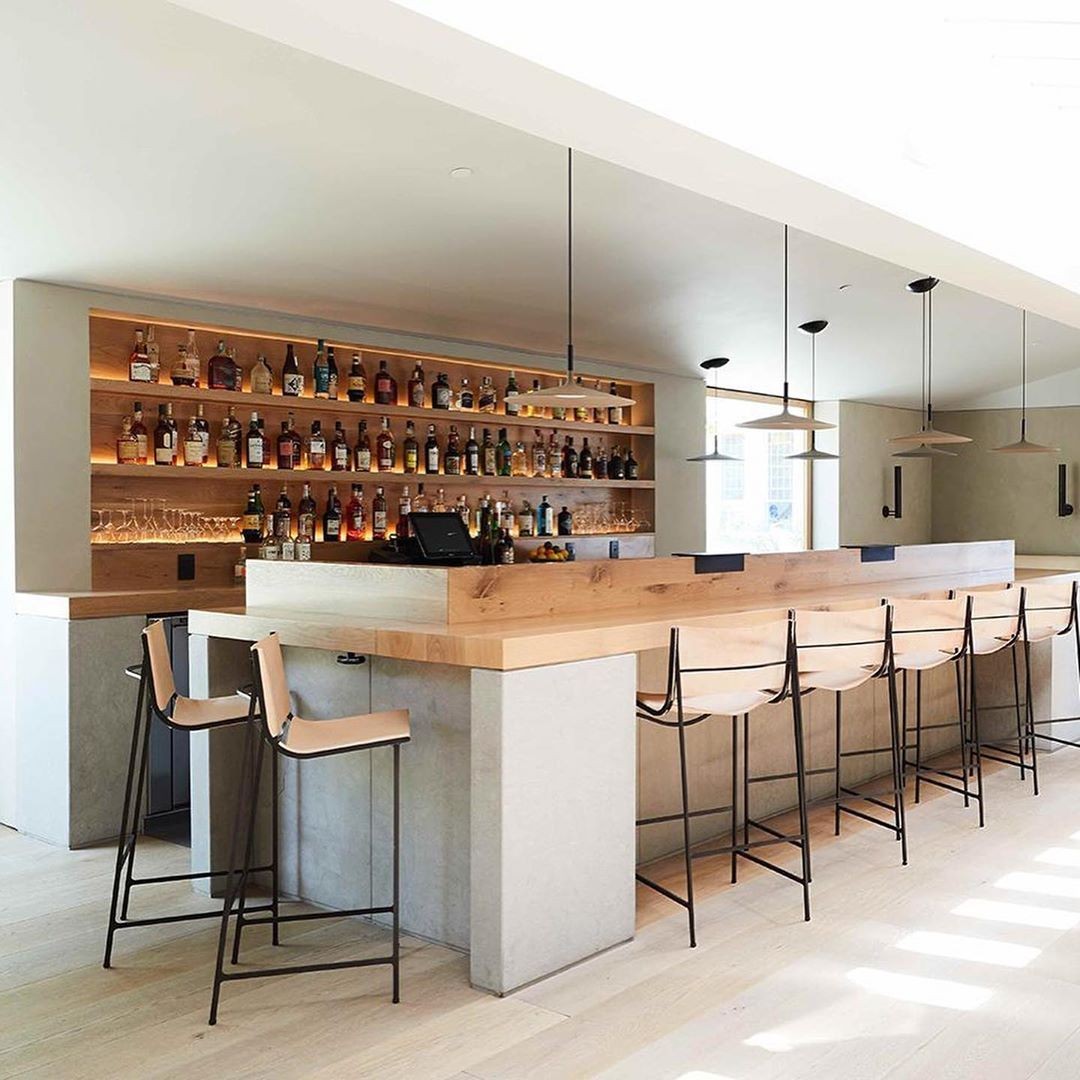 Aplomb Large Pendant Light