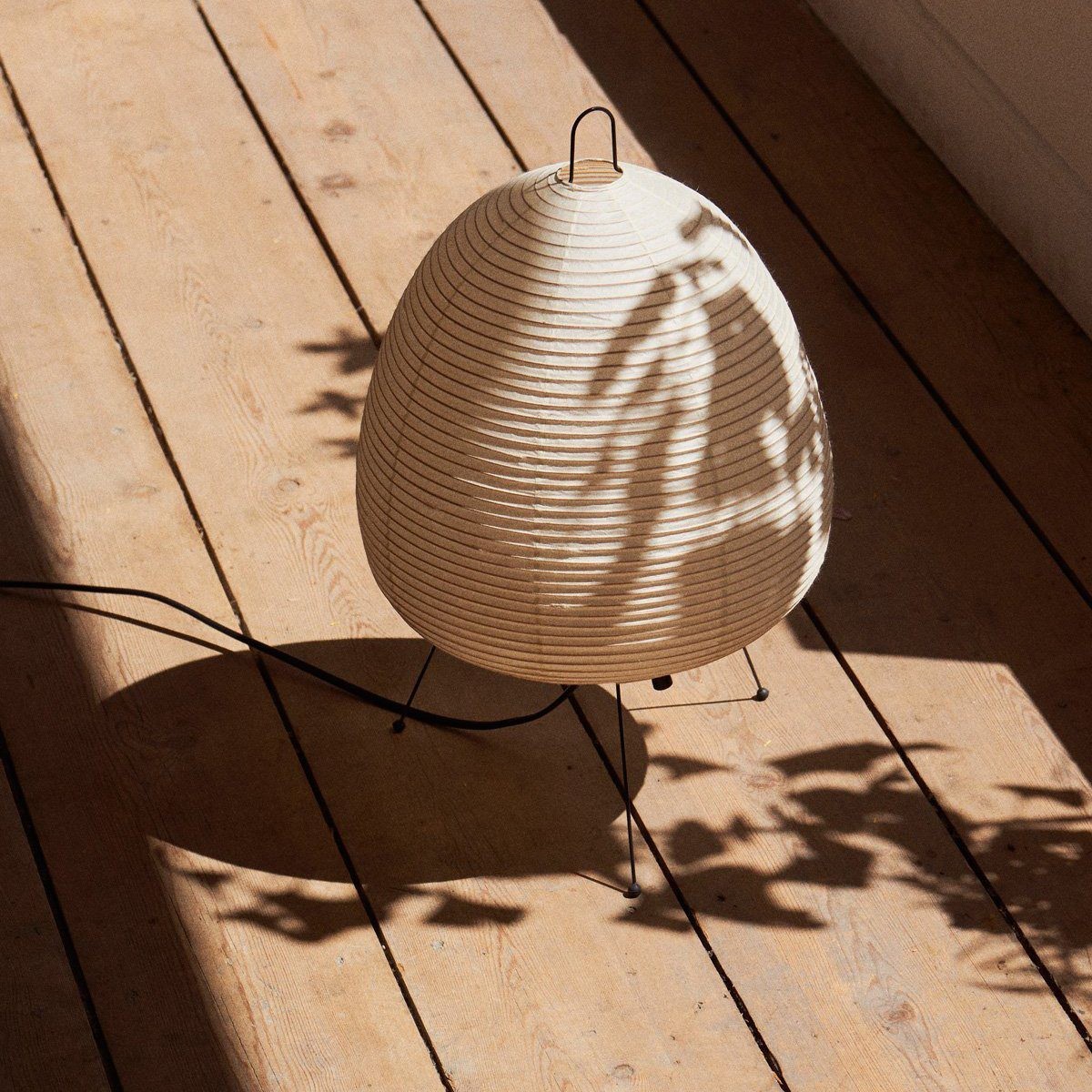 Akari 10A Floor Lamp