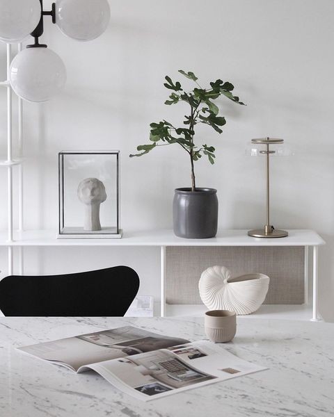 Blossi Table Lamp