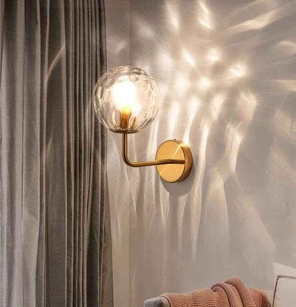 Miira Wall Light
