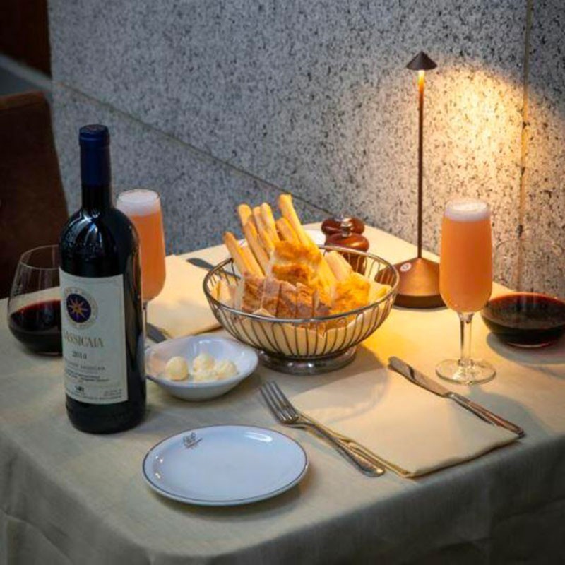 Pine Rechargeable LED Table Lamp