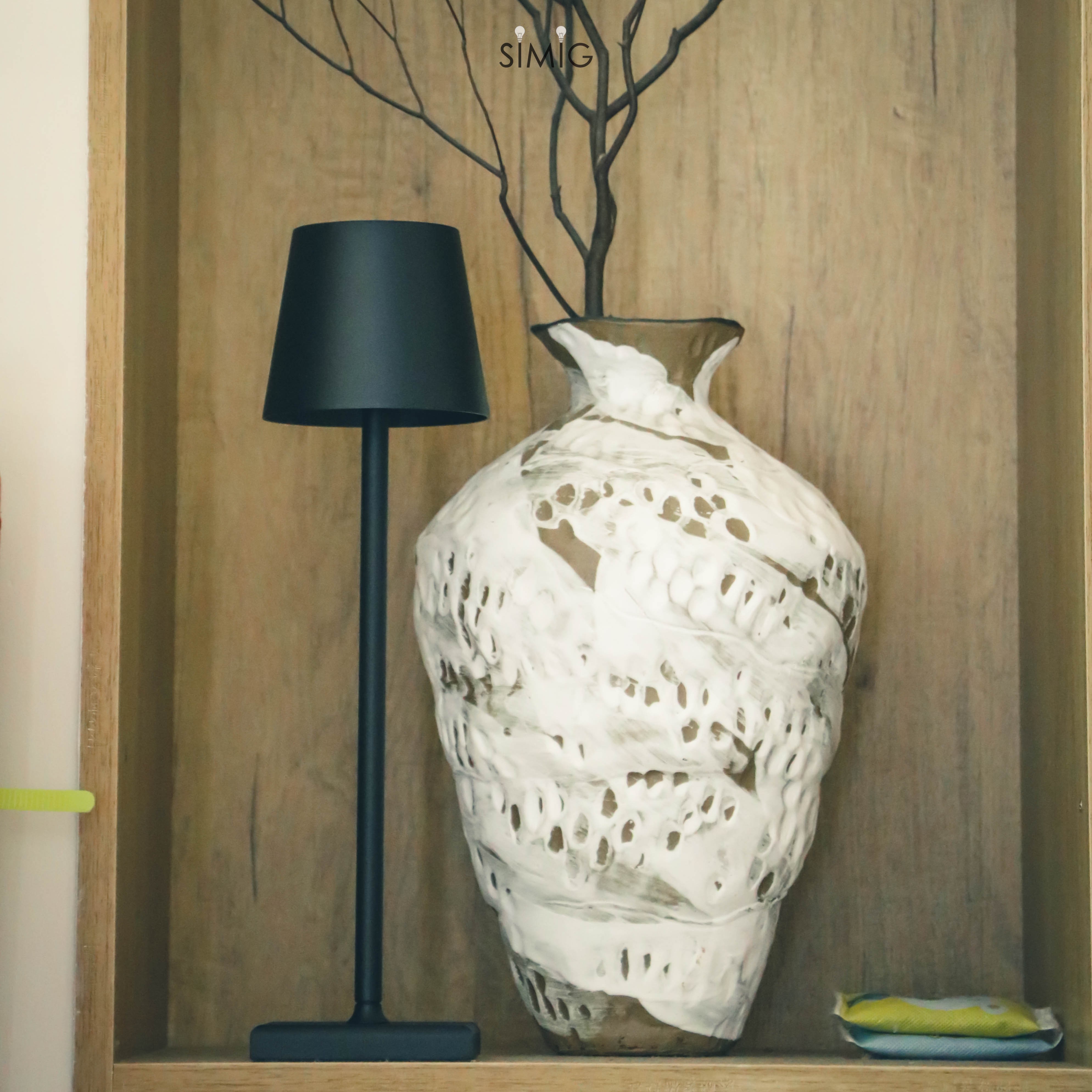 Cordless Rechargeable LED Table Lamp