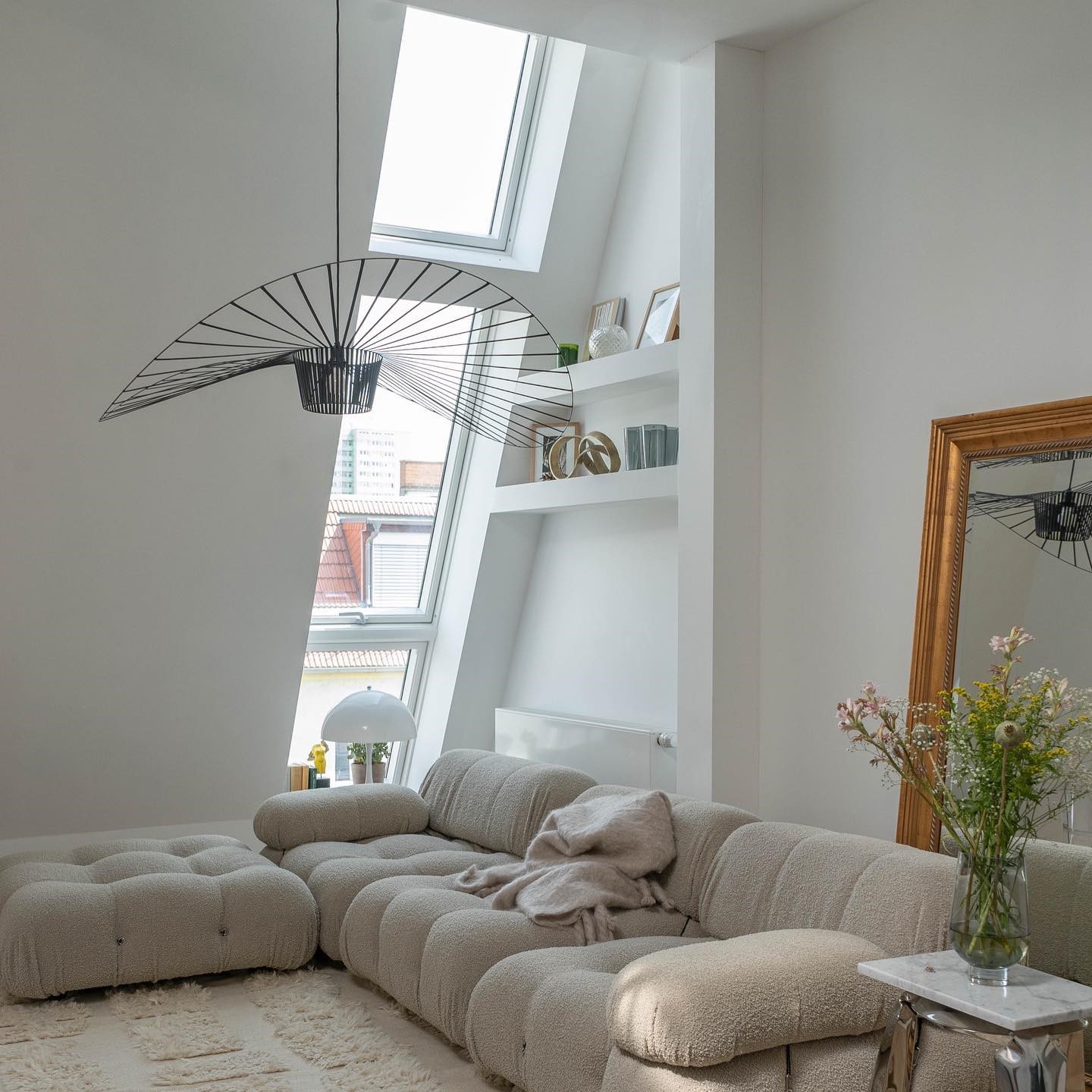 Vertigo Pendant Light