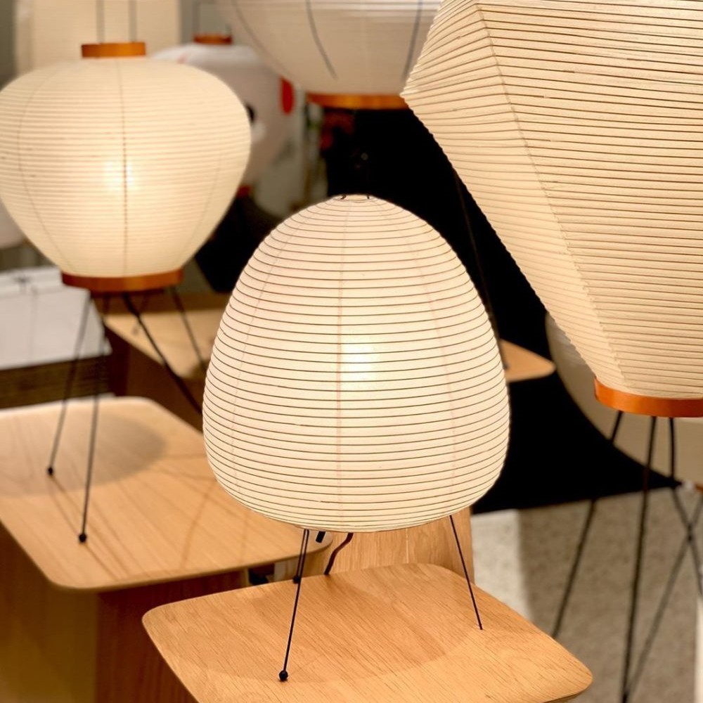 Akari 10A Floor Lamp