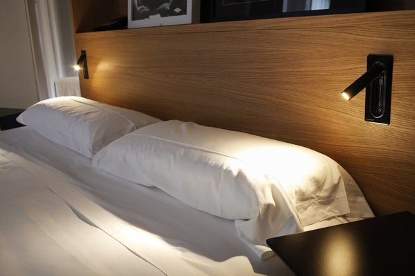 Led tube Wall sconce