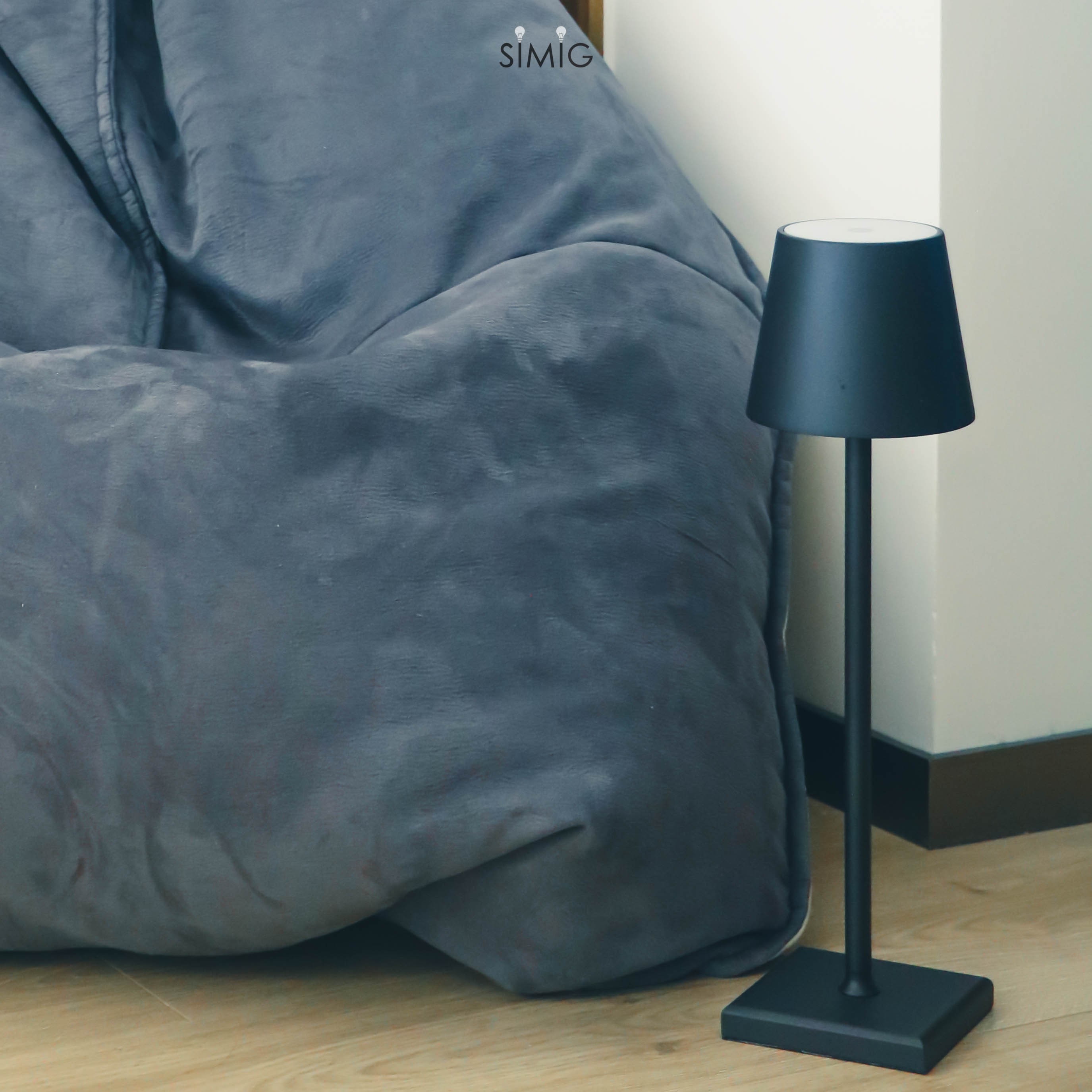 Cordless Rechargeable LED Table Lamp