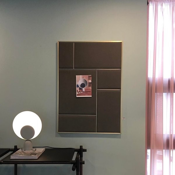 Blooper table lamp
