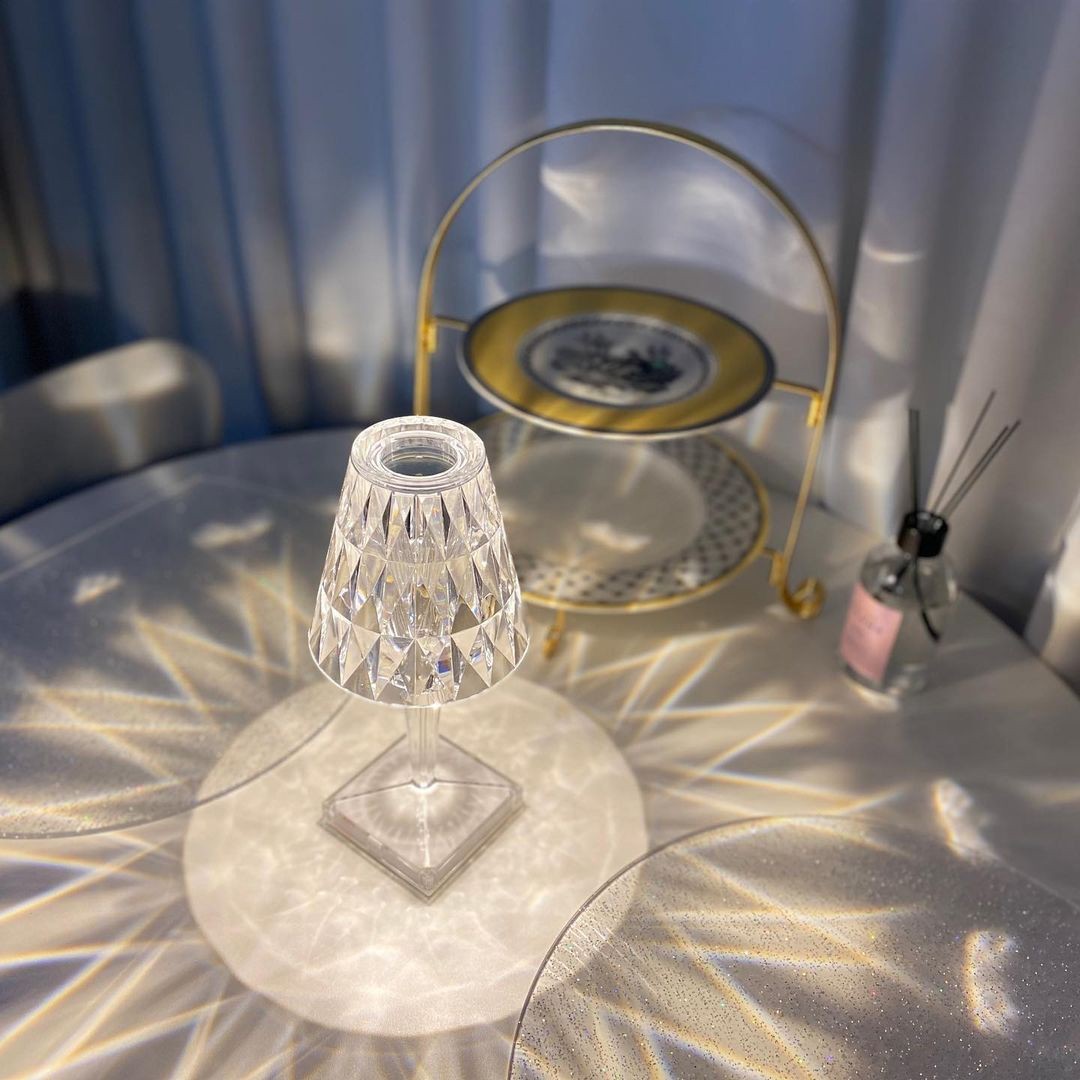 Battery LED Table Lamp