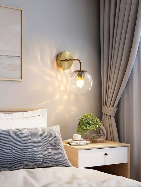 Miira Wall Light