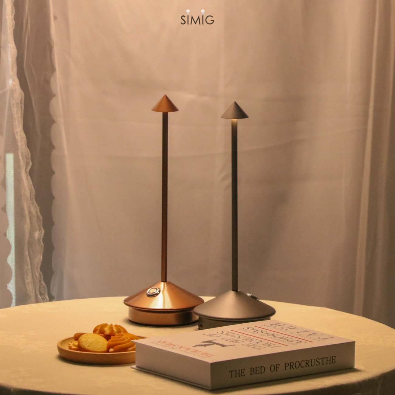 Pine Rechargeable LED Table Lamp
